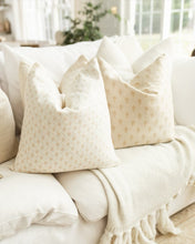 Load image into Gallery viewer, Shelli Pillow Cover
